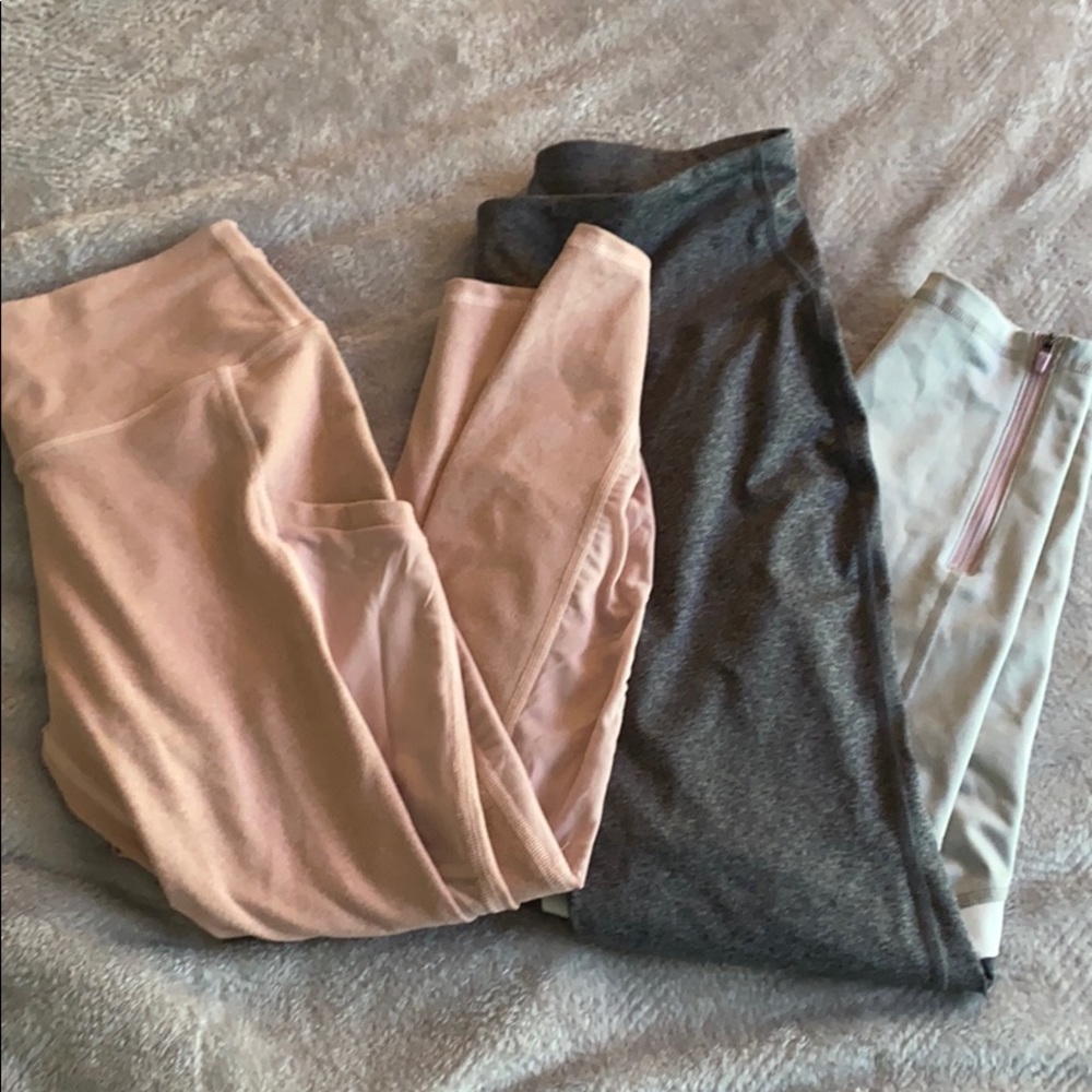 Workout leggings lot